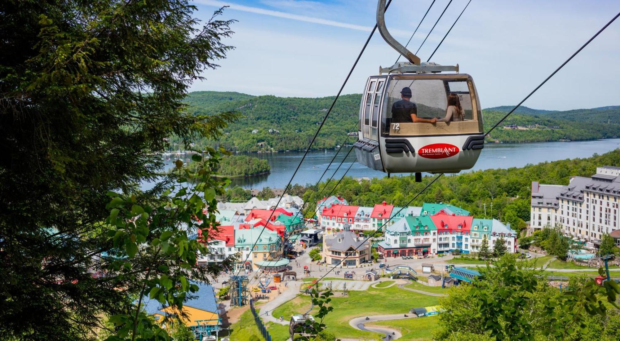 Holiday Inn Express & Suites Tremblant By Ihg Mont-Tremblant Exterior photo